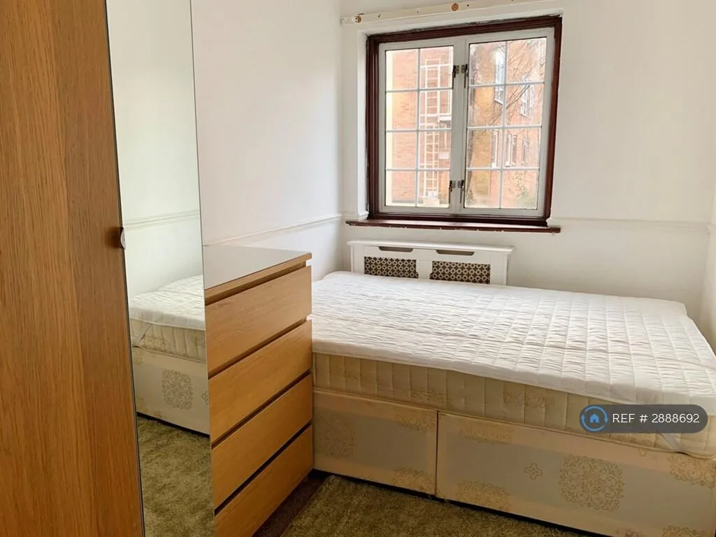 3 bedroom maisonette for rent