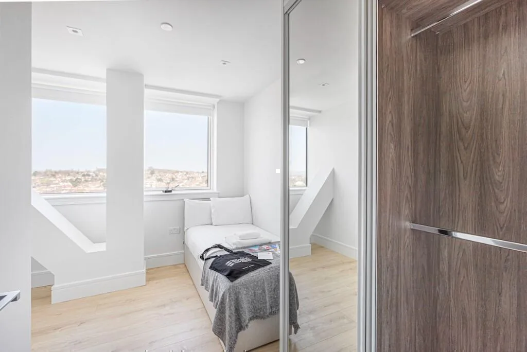 3 bedroom flat for rent