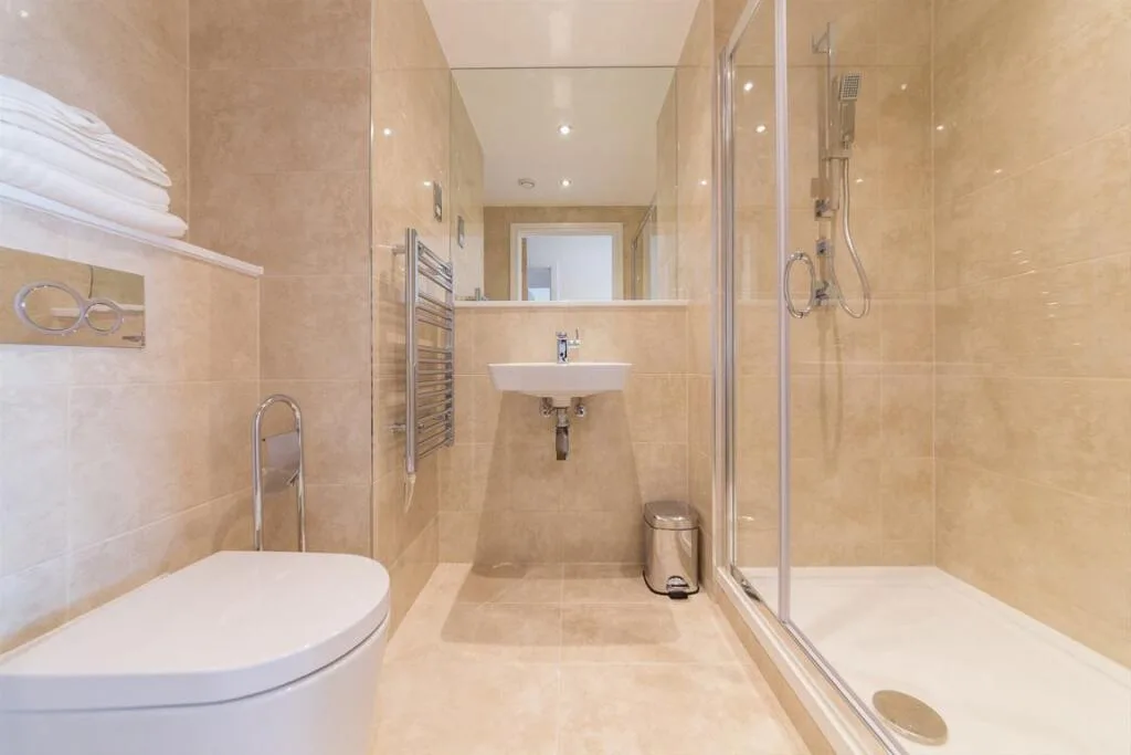 3 bedroom flat for rent