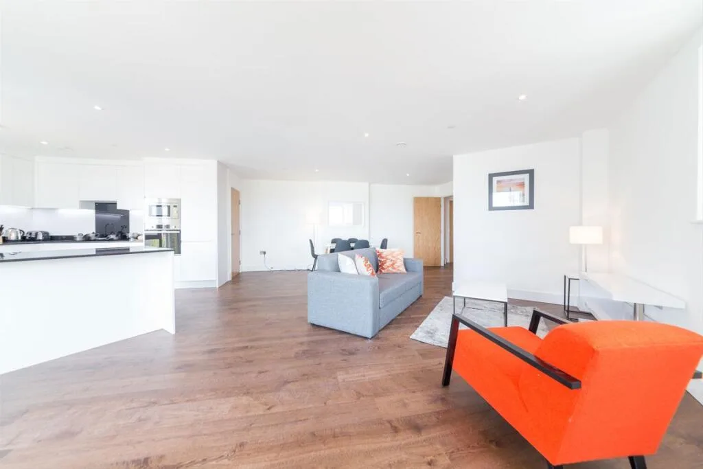 3 bedroom flat for rent