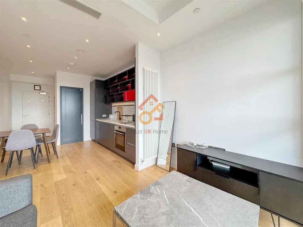 Studio flat for rent