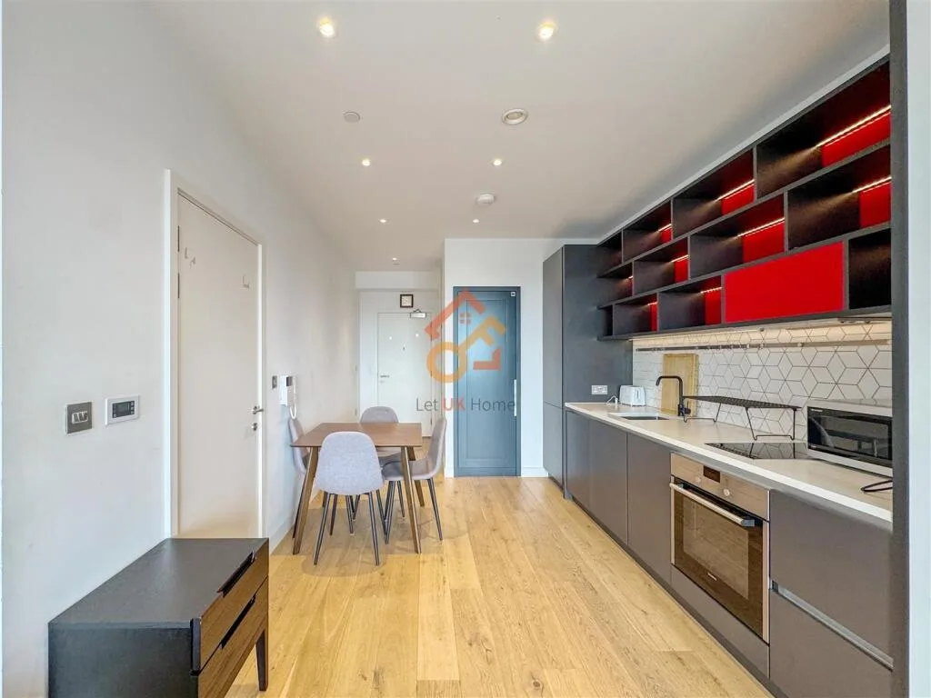 Studio flat for rent