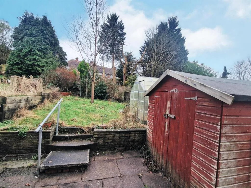 2 bedroom semi-detached house for rent