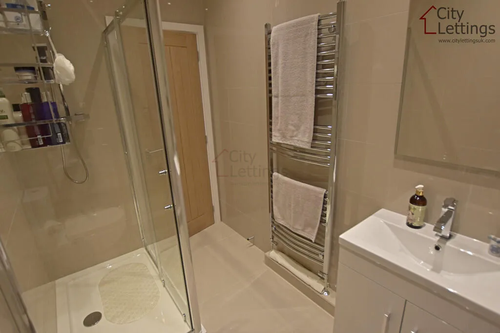 1 bedroom ground floor flat for rent