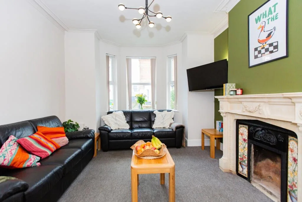 1 bedroom house share for rent