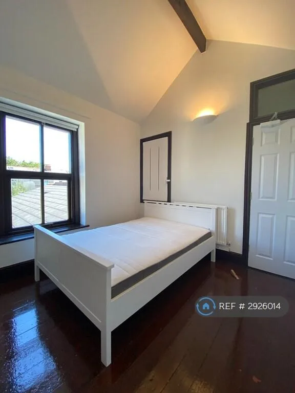 4 bedroom terraced house for rent