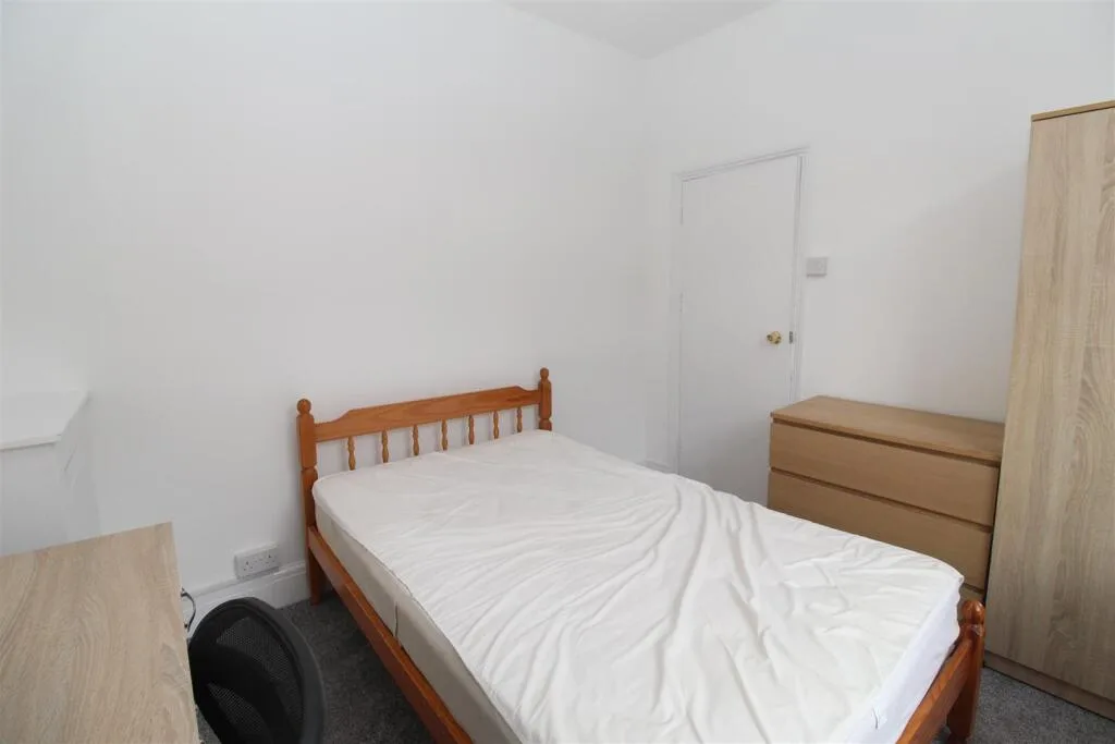 4 bedroom house for rent
