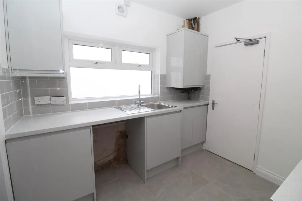 4 bedroom house for rent
