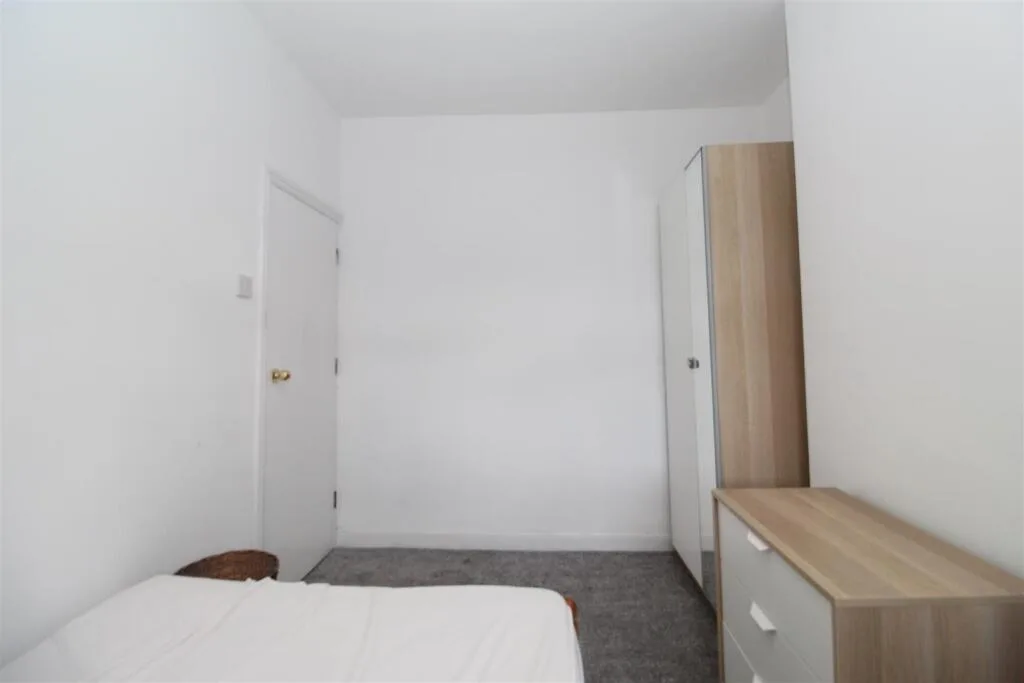 4 bedroom house for rent
