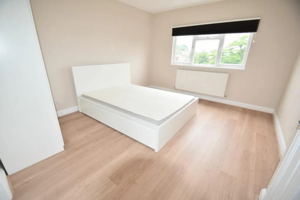 1 bedroom house share for rent