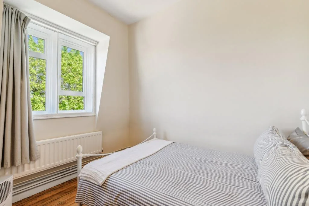 3 bedroom flat for rent