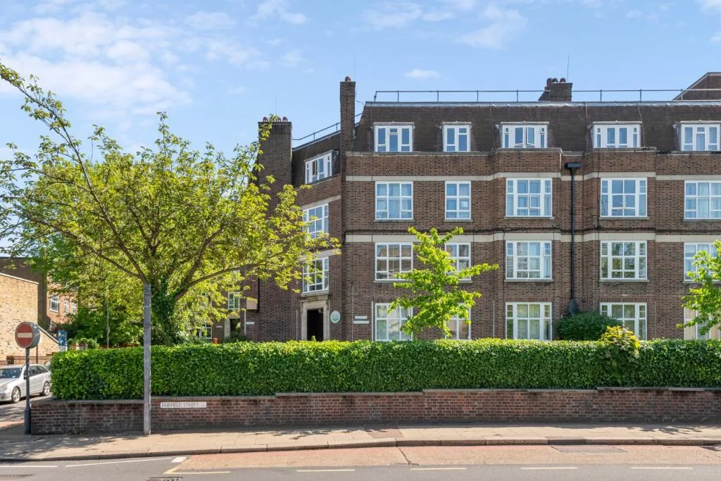 3 bedroom flat for rent