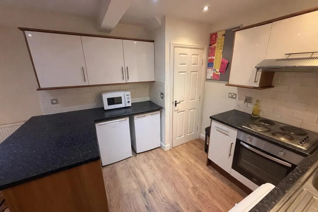 4 bedroom terraced house for rent