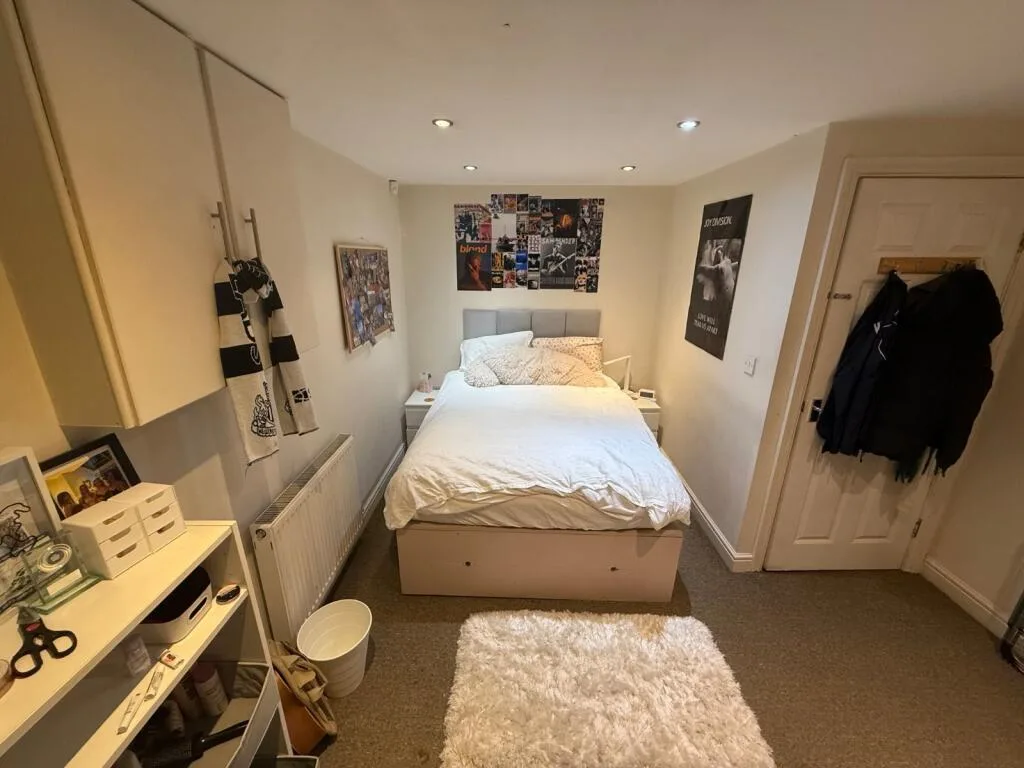 4 bedroom terraced house for rent