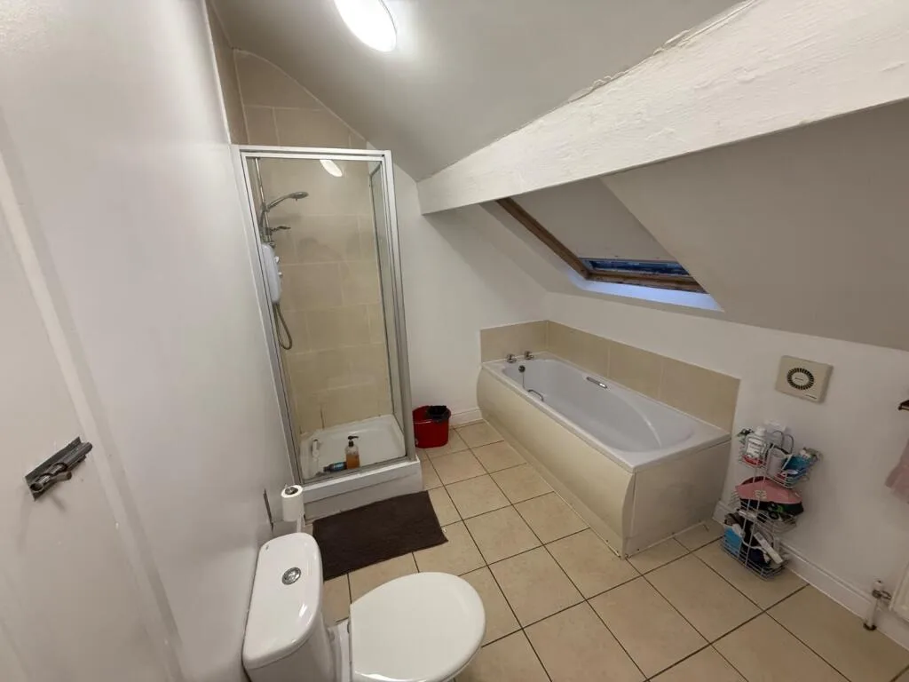 4 bedroom terraced house for rent