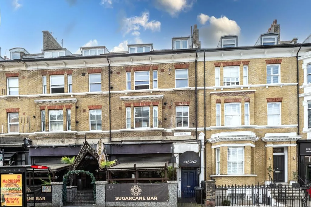 2 bedroom flat for rent