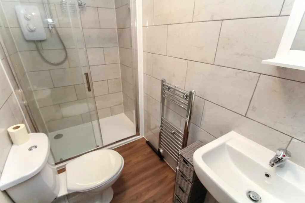 4 bedroom terraced house for rent