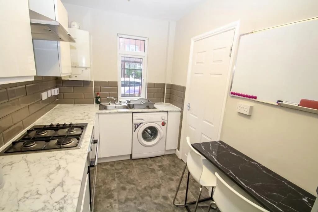 4 bedroom terraced house for rent