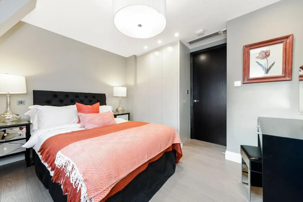 4 bedroom flat for rent