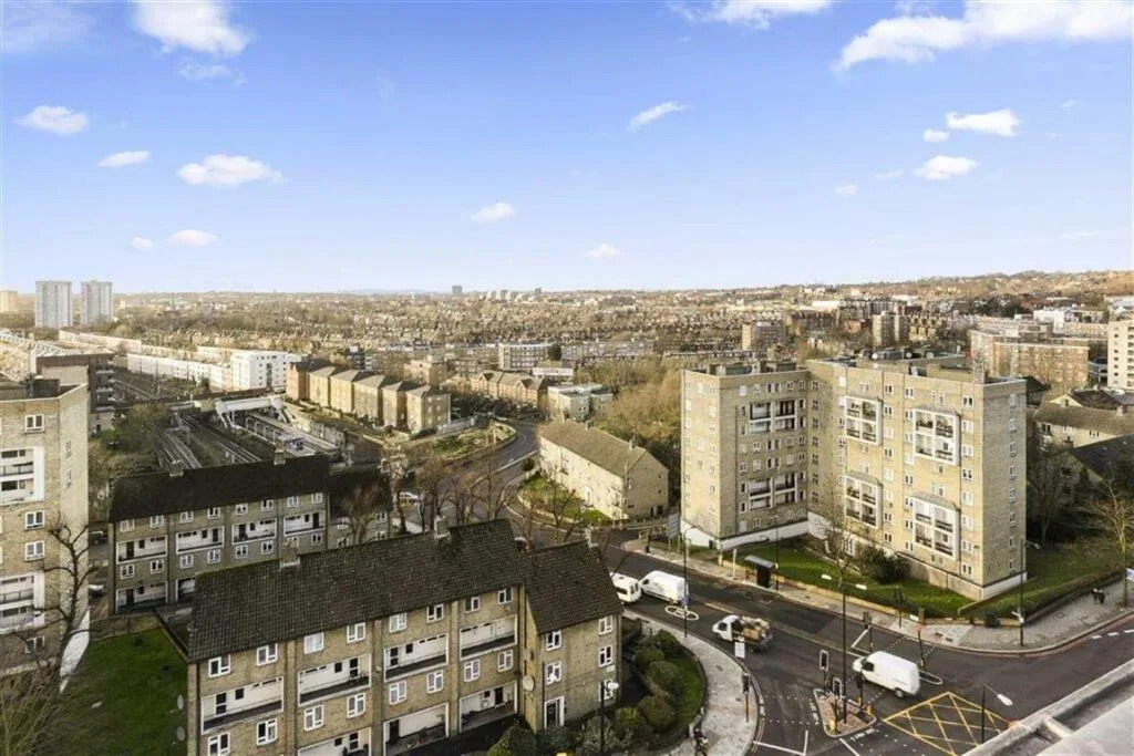 4 bedroom flat for rent