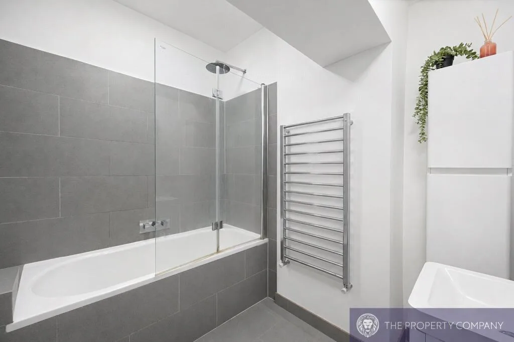4 bedroom apartment for rent