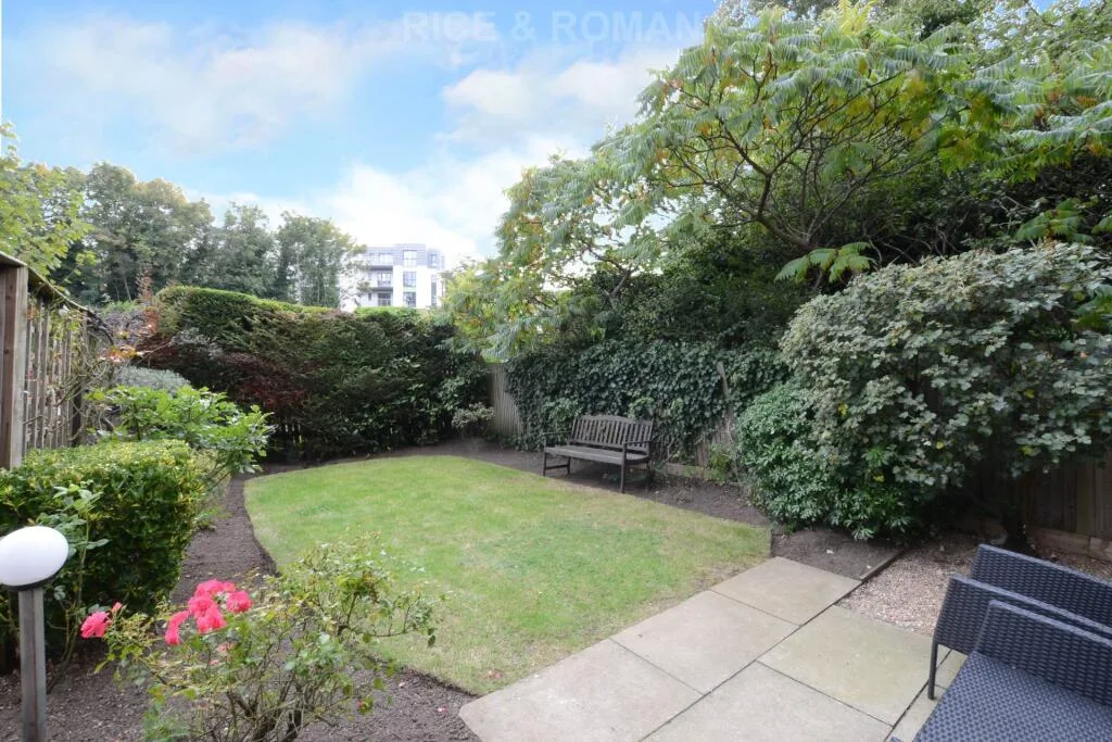 1 bedroom retirement property for rent