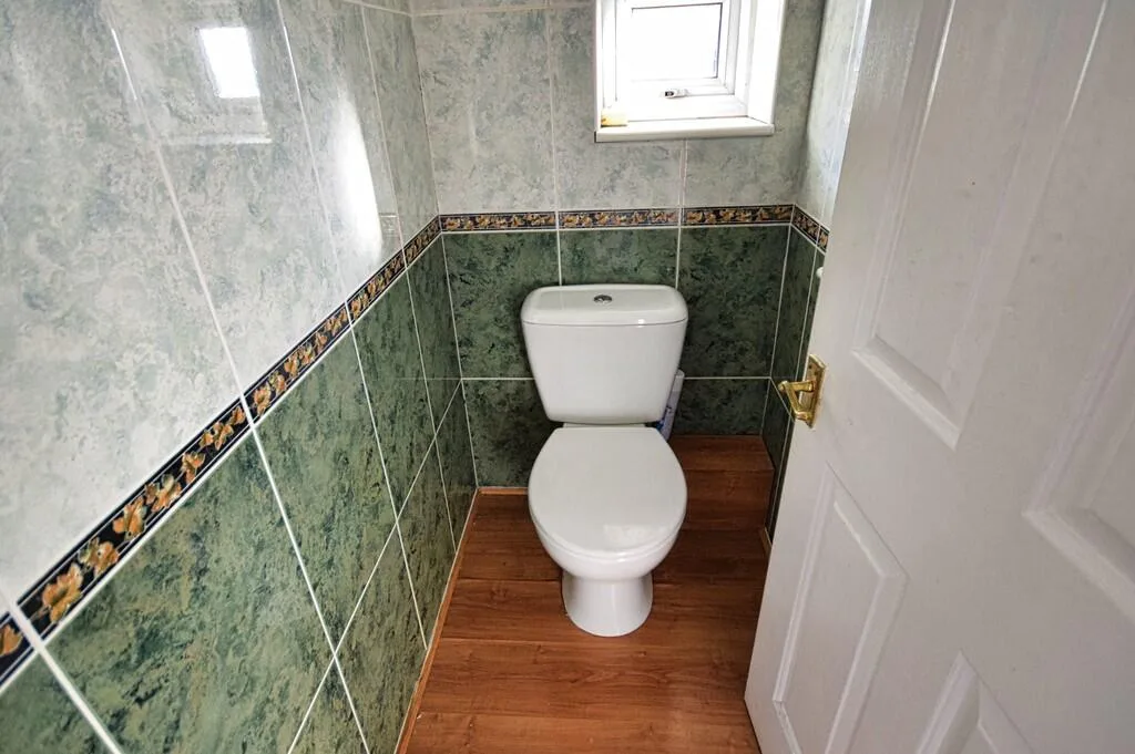 3 bedroom semi-detached house for rent