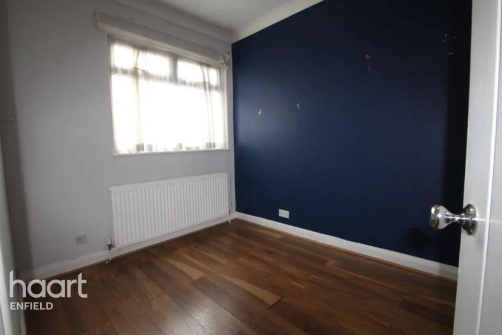 2 bedroom maisonette for rent