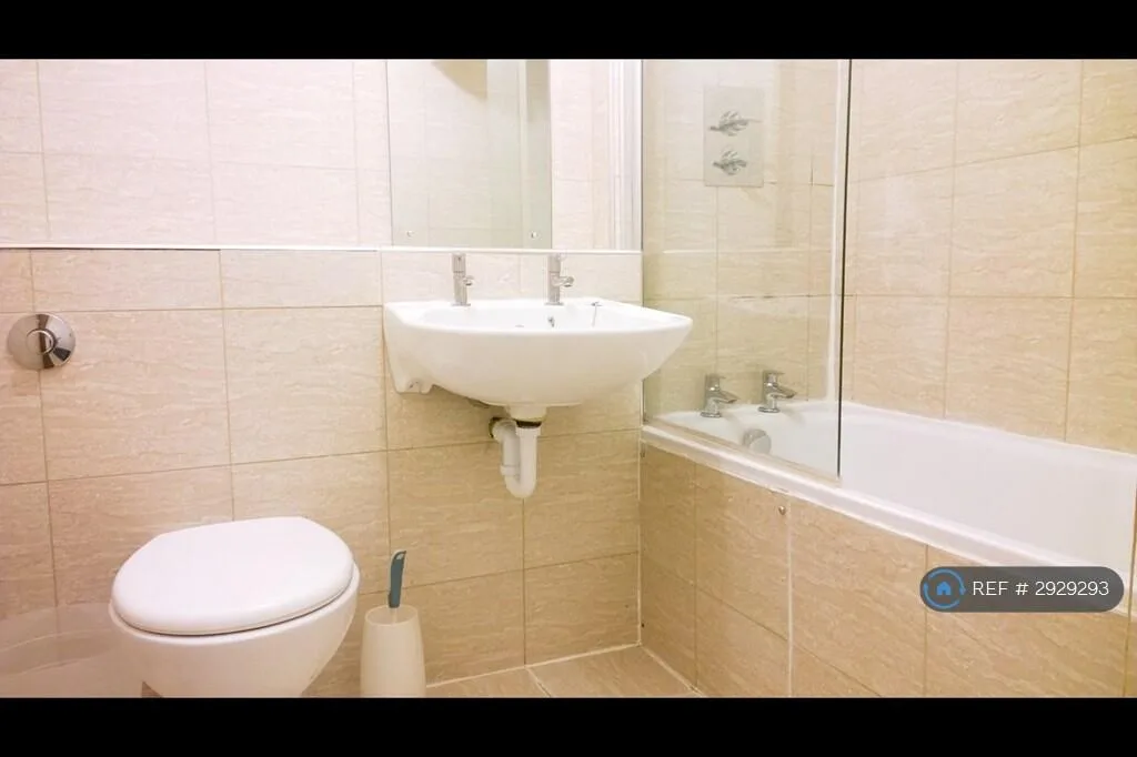 4 bedroom terraced house for rent