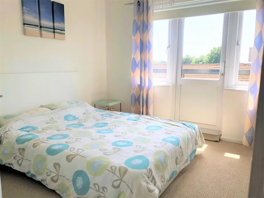 1 bedroom maisonette for rent