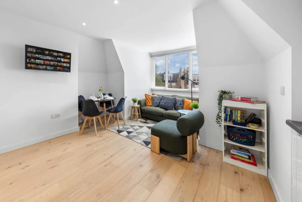 2 bedroom flat for rent