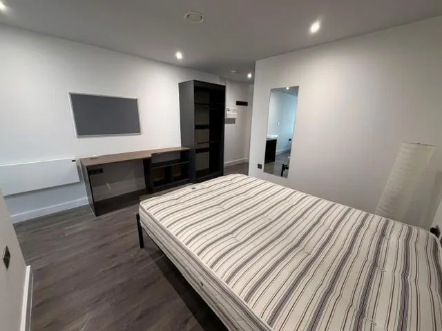 Studio flat for rent