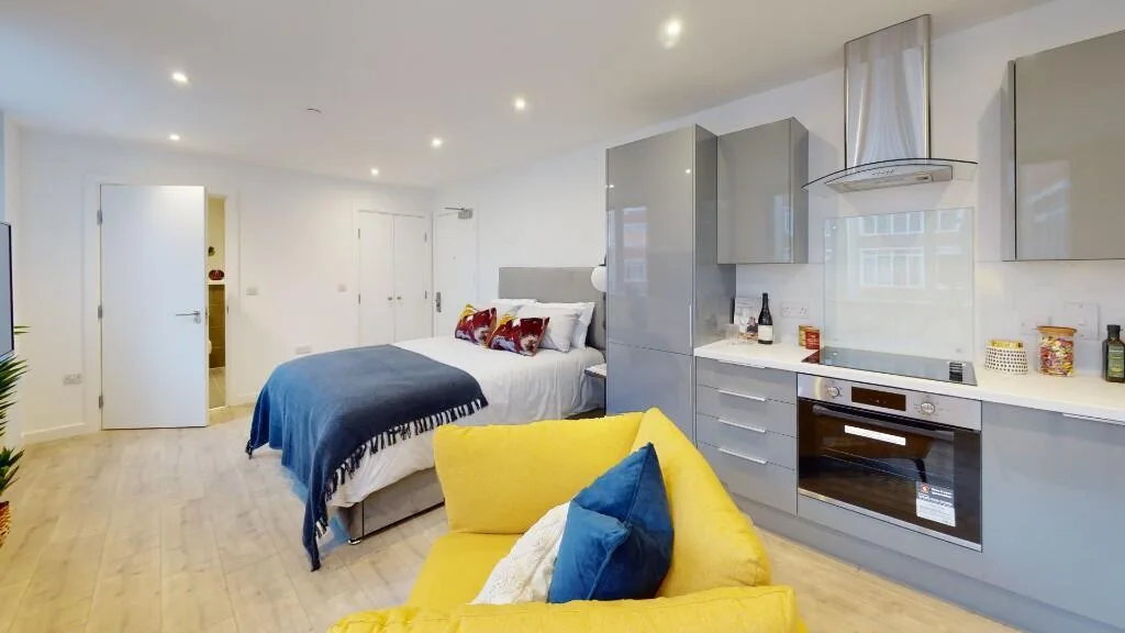 Studio flat for rent
