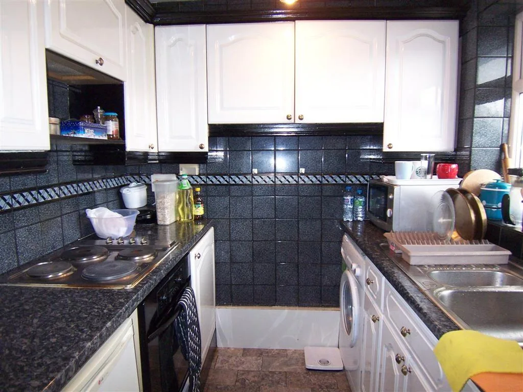 1 bedroom maisonette for rent