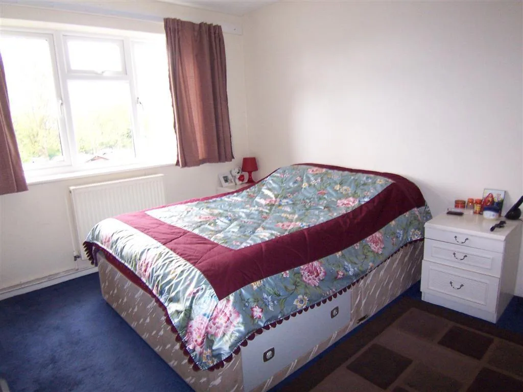 1 bedroom maisonette for rent