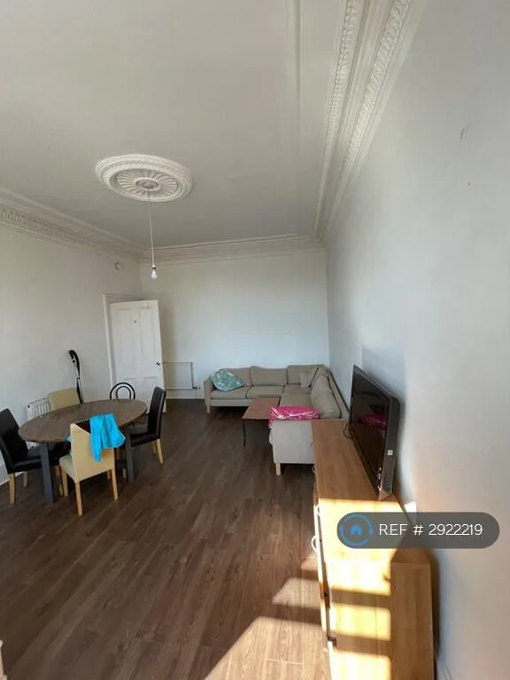 4 bedroom flat for rent