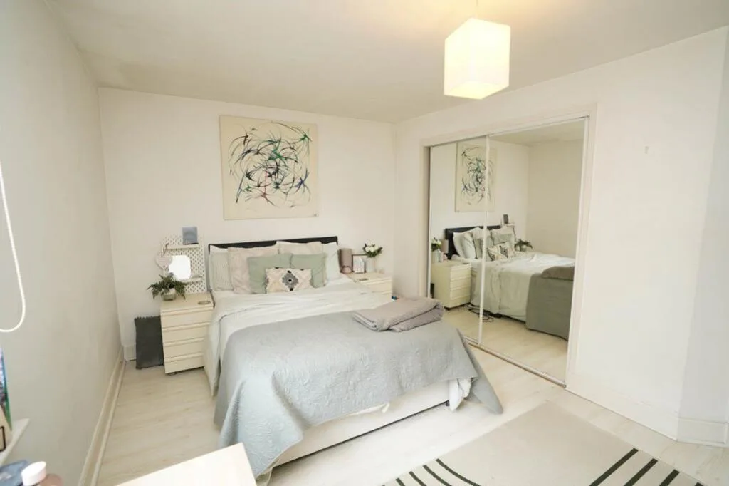 3 bedroom flat for rent