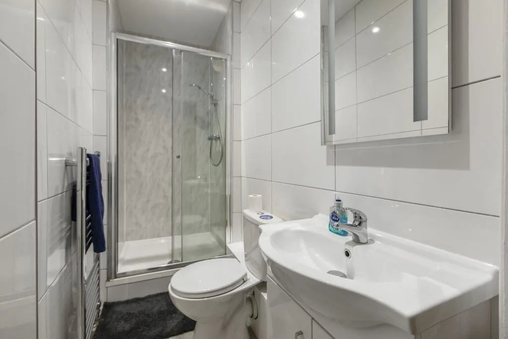 3 bedroom flat for rent