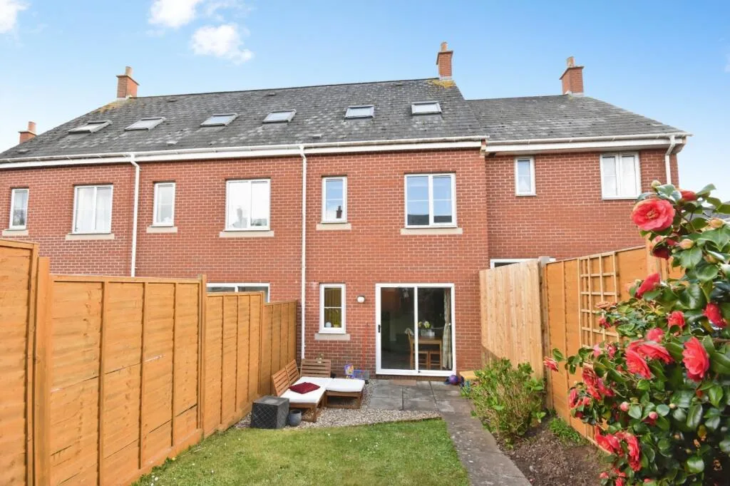 3 bedroom house for rent