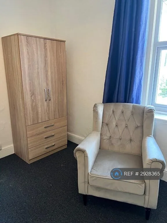 1 bedroom house share for rent
