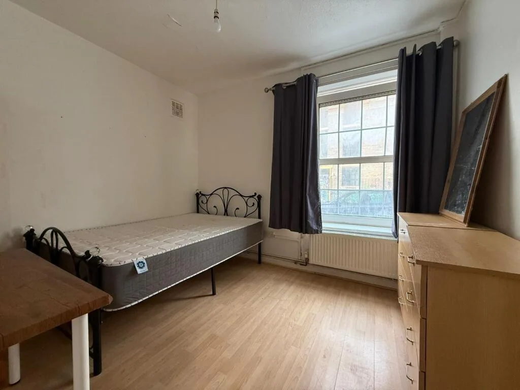 2 bedroom house for rent