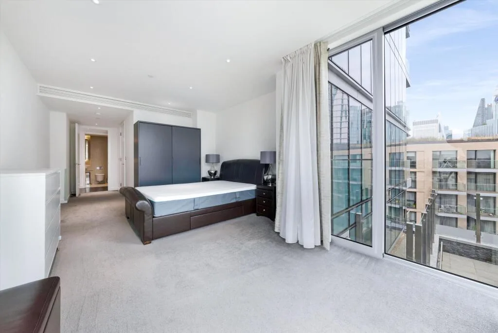 3 bedroom flat for rent