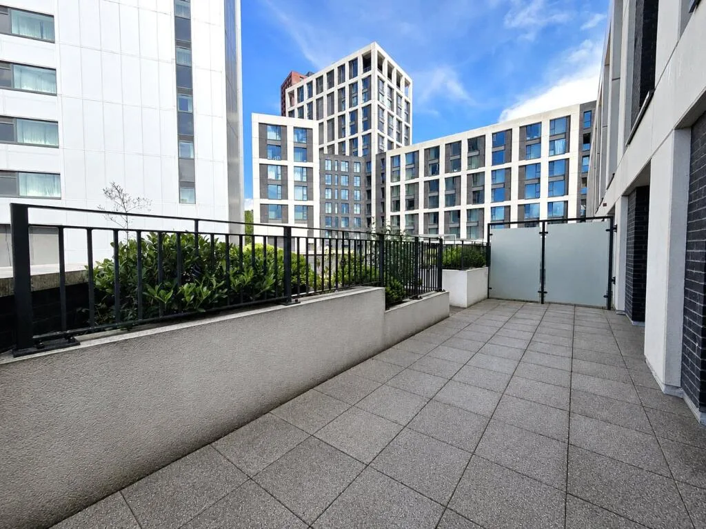 2 bedroom apartment for rent