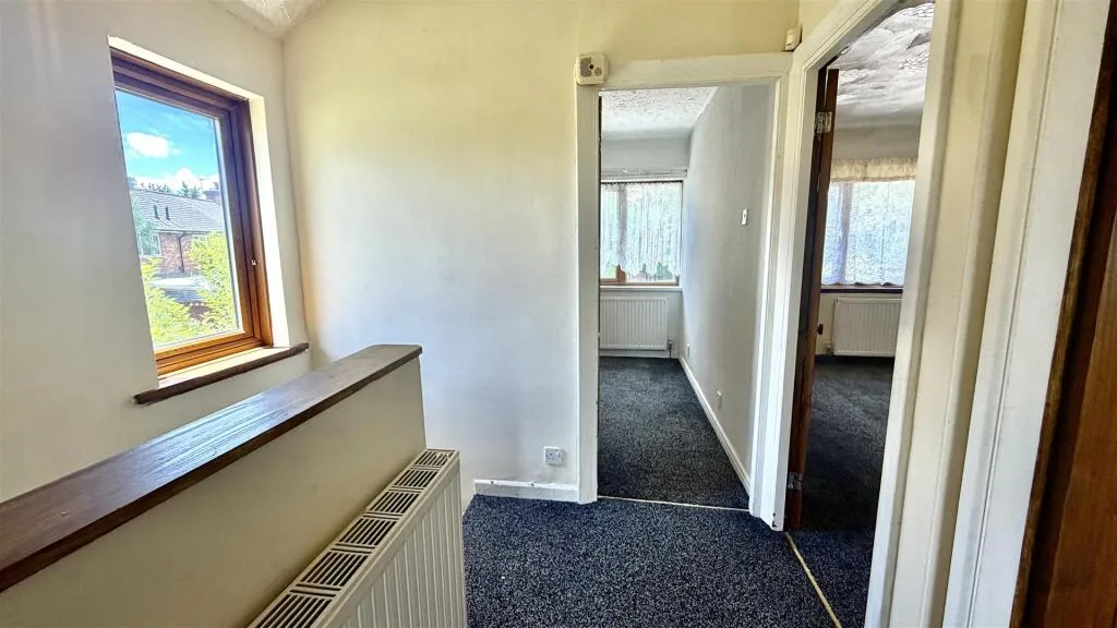 3 bedroom end of terrace house for rent
