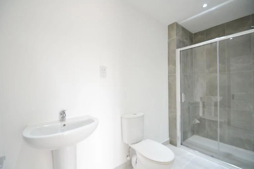 2 bedroom house for rent