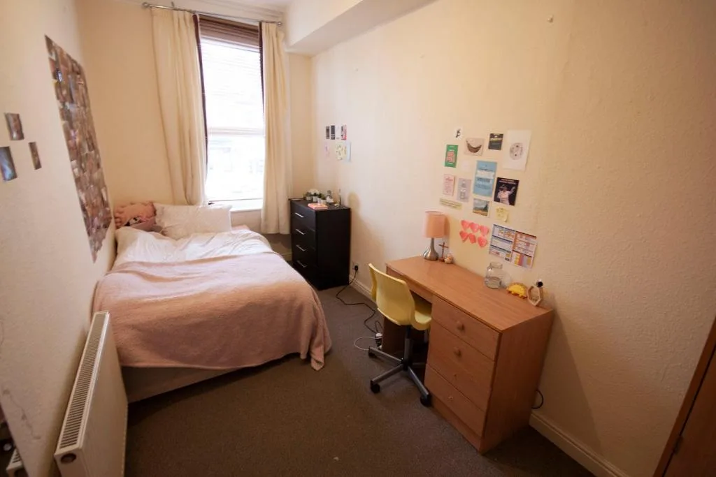 7 bedroom flat for rent