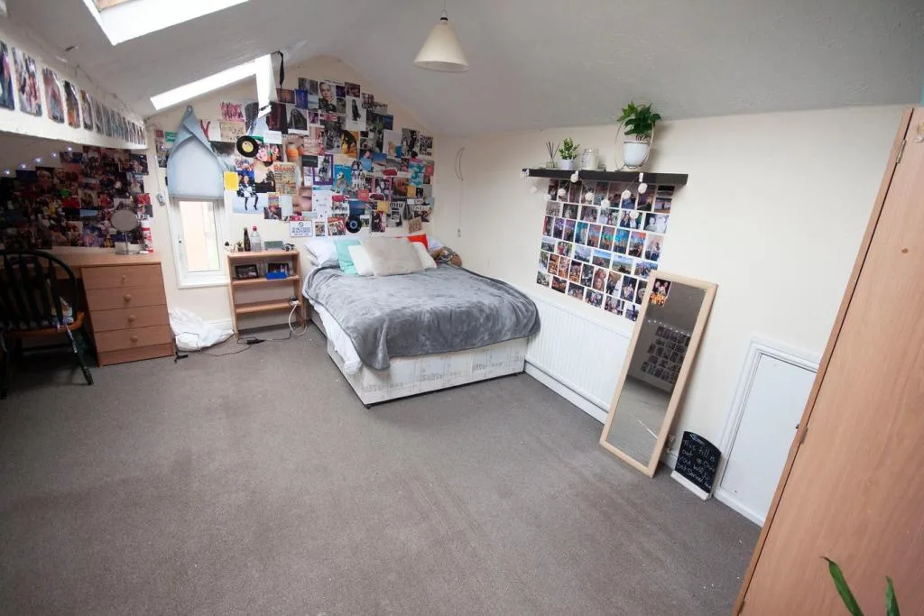 7 bedroom flat for rent