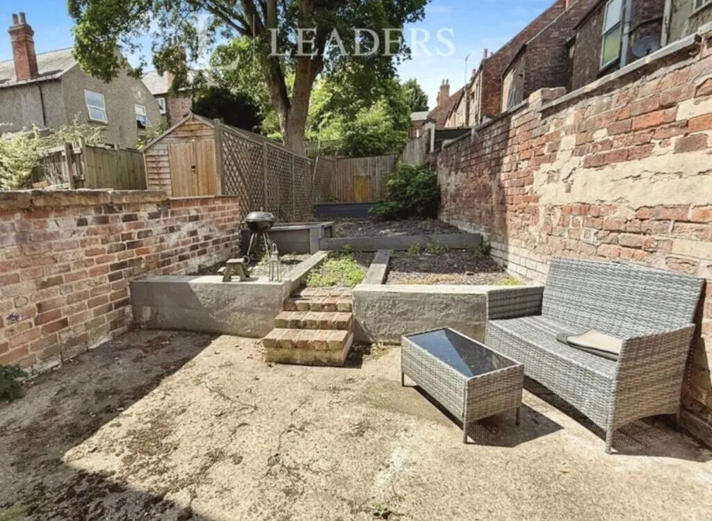 1 bedroom house for rent