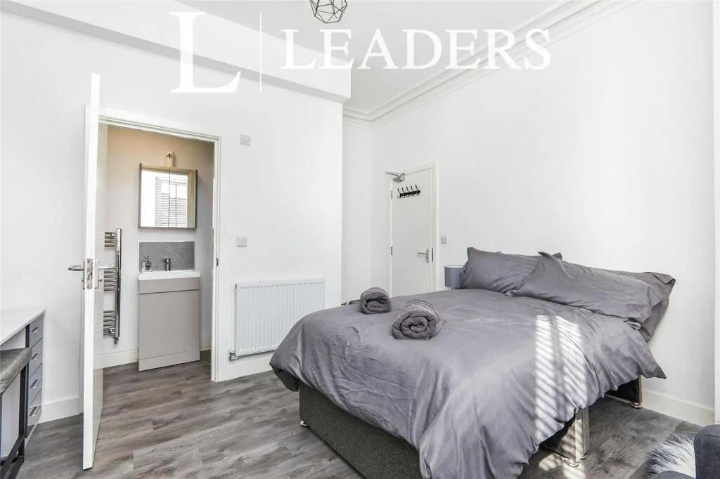 1 bedroom house for rent