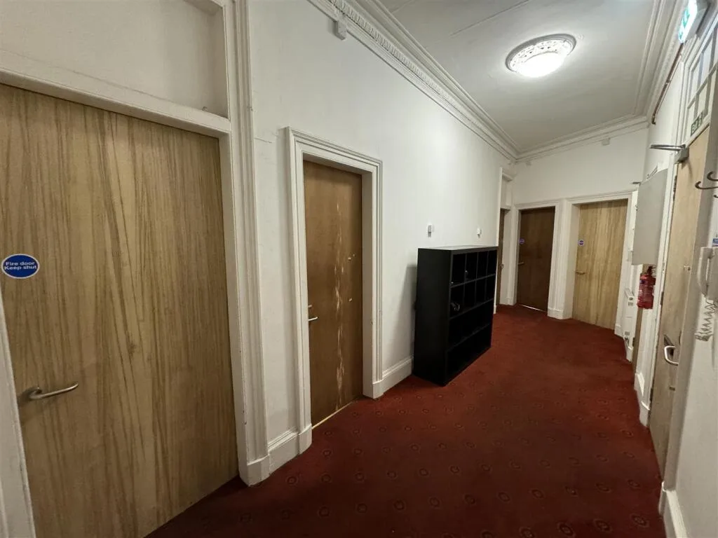 4 bedroom flat for rent